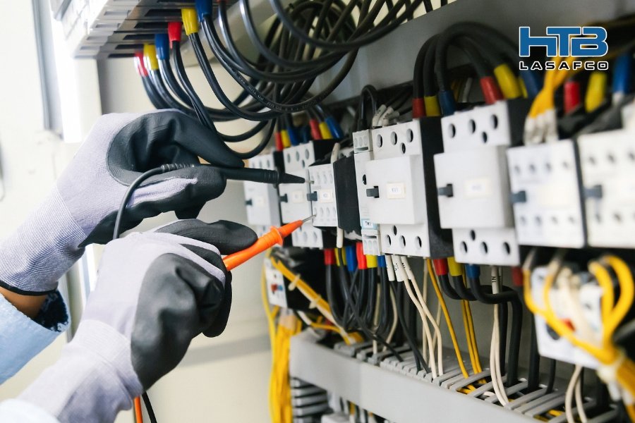 Huấn Luyện An Toàn Điện Và Sát Hạch Xếp Bậc