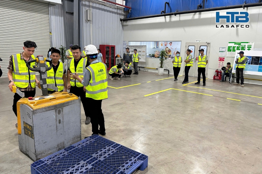 Xác Định Đối Tượng và Thời Gian Huấn Luyện Cho 6 Nhóm Huấn Luyện An Toàn