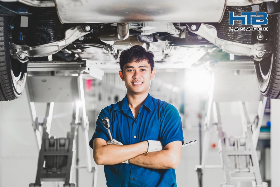 ATVSLĐ Khi Làm Việc Với Ô Tô: Nhận Diện Nguy Cơ và Cơ Sở Pháp Lý